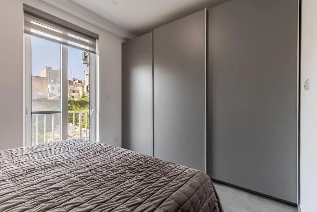 Nocturnal Elegance Apartment By Solea Sliema