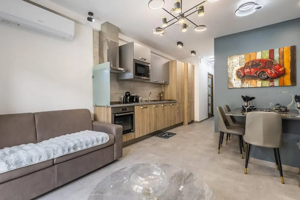 Nocturnal Elegance Apartment By Solea Sliema