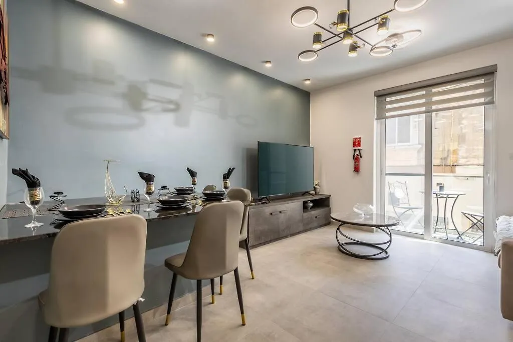 Nocturnal Elegance Apartment By Solea Sliema
