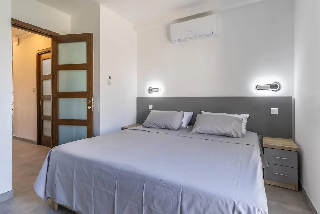 Nocturnal Elegance Apartment By Solea Sliema